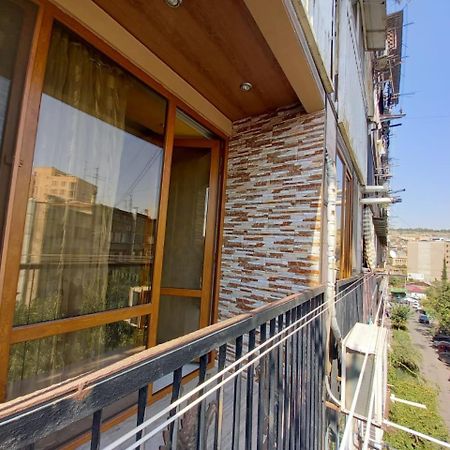 Gevorg'S Appartment Erevan Exterior foto